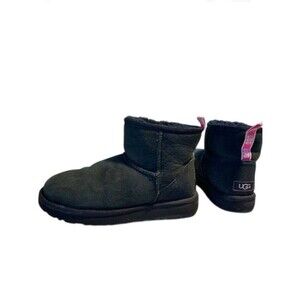 Ugg Black Shearling Classic Mini Boots 1110083 Girls Women Logo Size 6